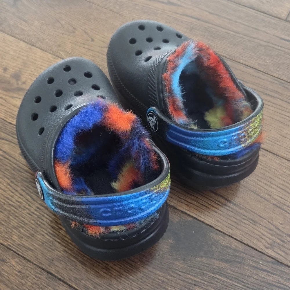 Crocs For Toddler Black With Multi Color Faux Fur Lining Size 5